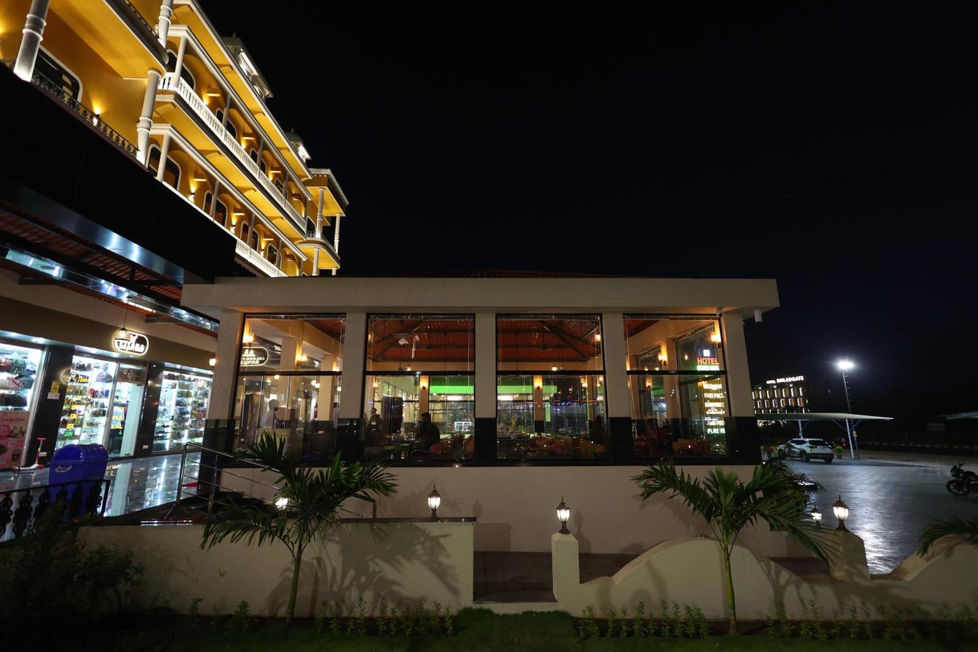 Hotel Grand Haveli Achad Exterior photo