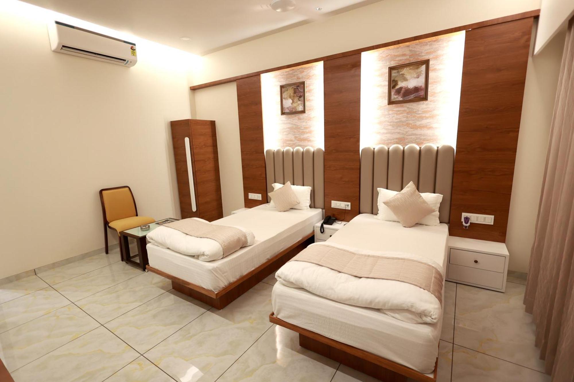 Hotel Grand Haveli Achad Exterior photo